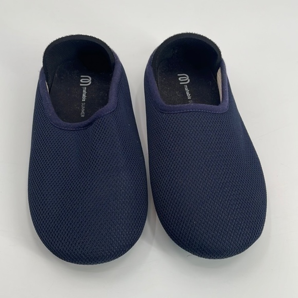UEC Mahabis navy blue moccasins size 35/ 4.5